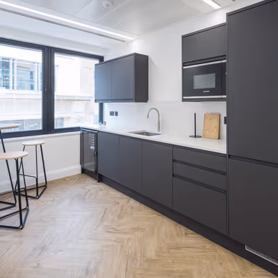 21 Whitefrairs Street, Blackfriars Image 4