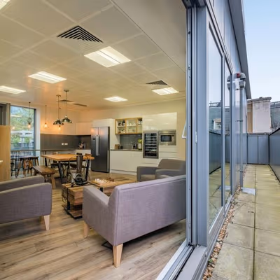 5 Saint Helen's Place, Greater London Image 3