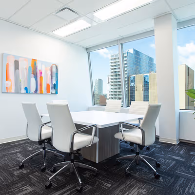 375 University Avenue, Toronto Image 1