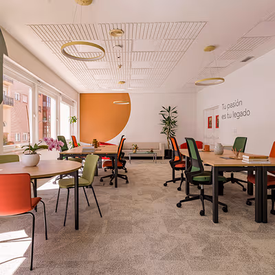 87 Calle De Ulises, Madrid Image 3