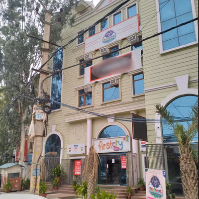 Main Kanjhawala Road, North West Delhi Image 10