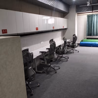 Main Kanjhawala Road, North West Delhi Image 3