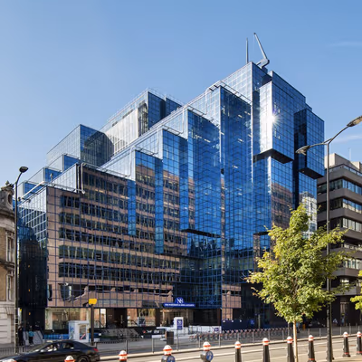 10 Lower Thames Street, Greater London Image 4