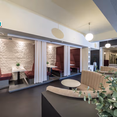 Via Broletto 4, Milano Image 3