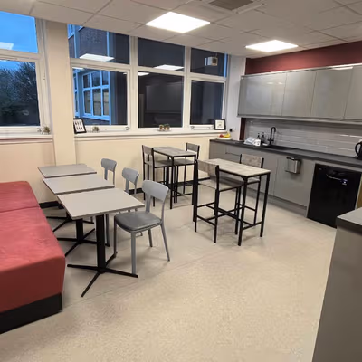 120 Grove Rd, Stoke-on-trent Image 4