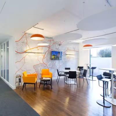 329 1 Building Doncastle Rd, Bracknell Image 2