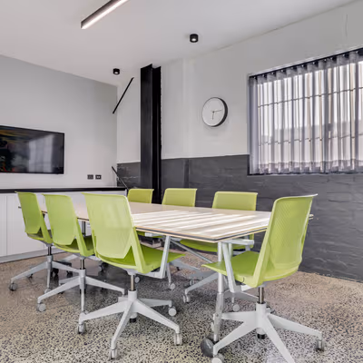 1 Crown Street, Footscray Image 2