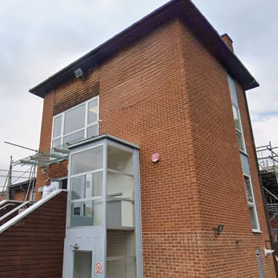 Molly Millars Close, Wokingham Image 7