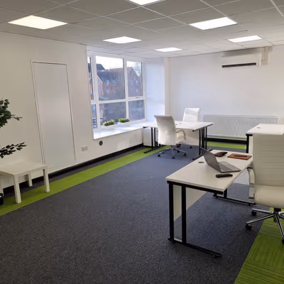 Molly Millars Close, Wokingham Image 2