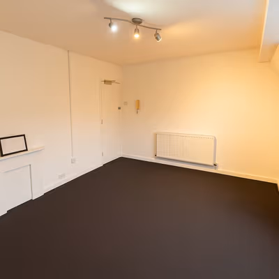 31 Berkeley Square, Clifton Image 3