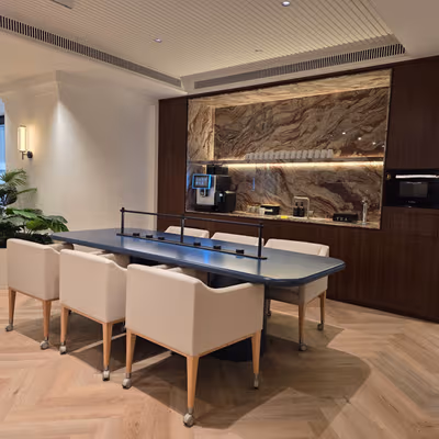 9 Queen's Road Central, Central Image 11