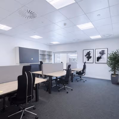 11 Westferry Circus, Canary Wharf Estate Image 4