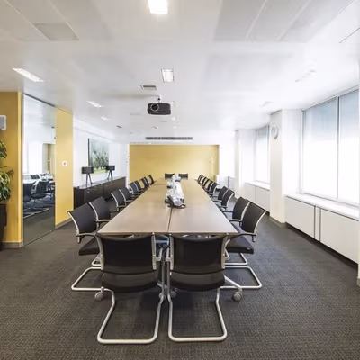 33 Cavendish Square, London Image 2