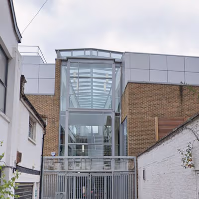 12 Swan Yard, London Image 4