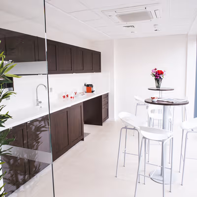 5 Indescon Square Lightermans Road, London Image 5