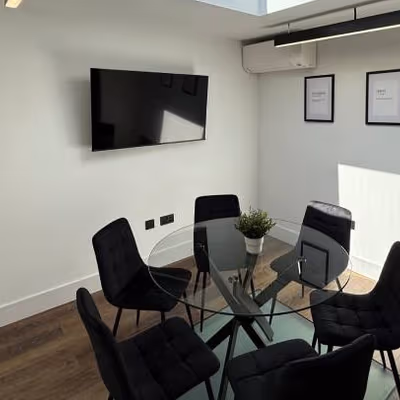5 Crown Passage, Kingston Upon Thames Image 3