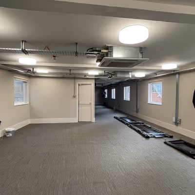 421 New Kings Road, London Image 1
