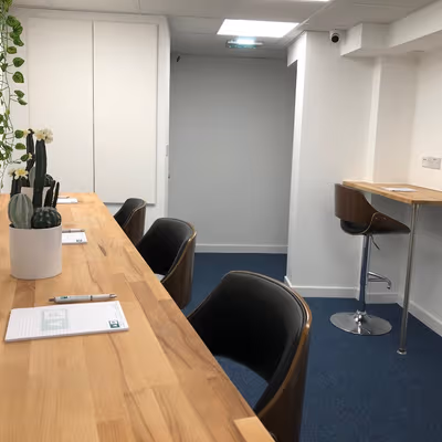 109-111 Fulham Palace Road, Hammersmith Image 3