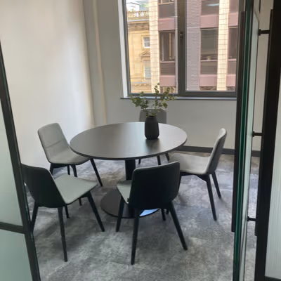 42 Fountain Street, Greater Manchester Image 3