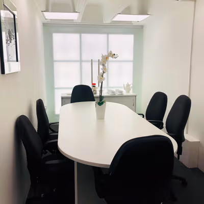 34-44 London Road, Morden Image 2