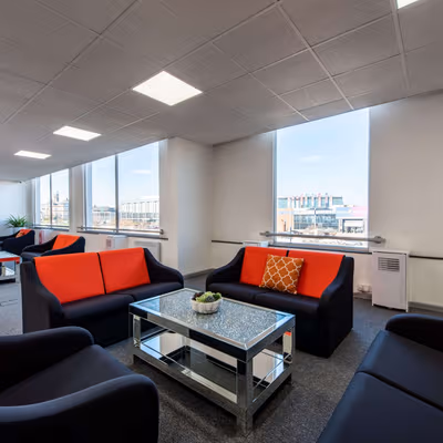 981 Great West Road, Brentford Image 2