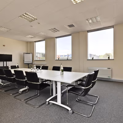 981 Great West Road, Brentford Image 10