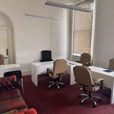 129 Mile End Road, London Image 1