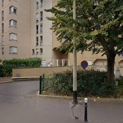 19 Rue Pierre Curie, Courbevoie Image 5