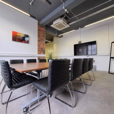 Gipsy Lane, West Midlands Image 6