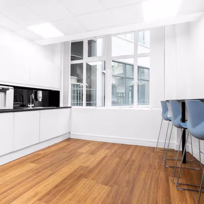 8 Duncannon Street, London Image 8