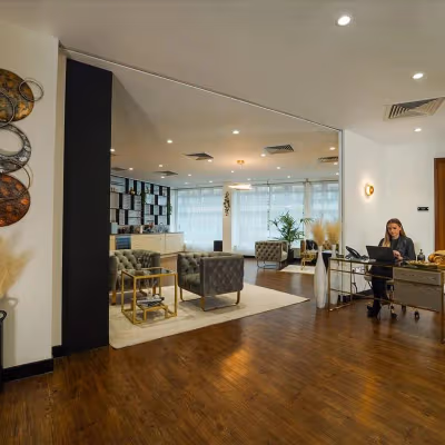 42 Upper Berkeley Street, Greater London Image 12