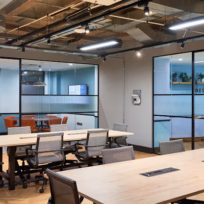 4 Crown Place, London Image 1