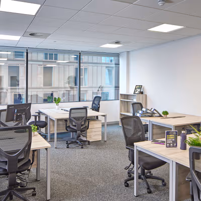 Manor House Drive, Coventry Image 5