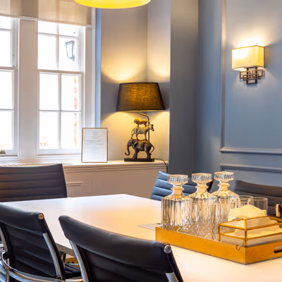 49 Grosvenor Street, London Image 5