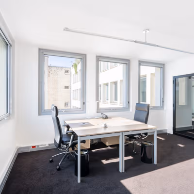 39 Avenue Pierre 1er De Serbie, Paris Image 4