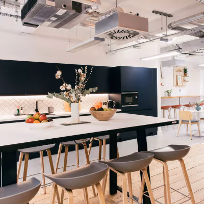 33 Charlotte Street, Fitzrovia Image 10