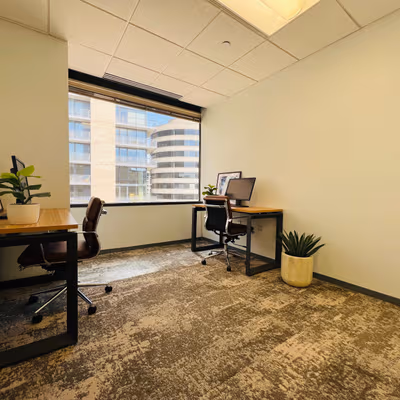 8365 Keystone Crossing, Indianapolis Image 3