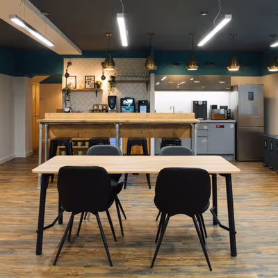 32 Park Cross Street, Leeds Image 4