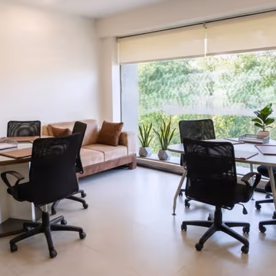 2/7 Kirti Nagar, New Delhi Image 2