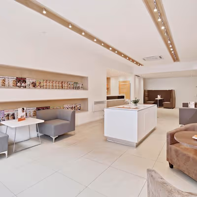 168 Fulham Road, Greater London Image 4