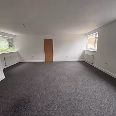 23 Barratt Lane, Beeston Image 5