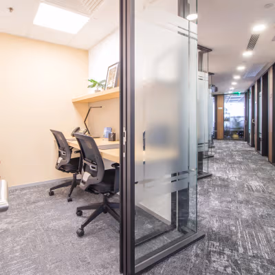 18 Harcourt Road, Admiralty Image 4