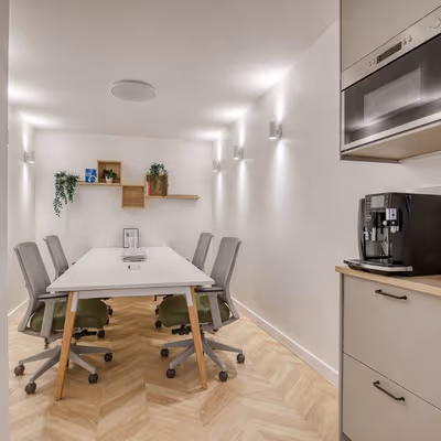 12 Rue Chabanais, Paris Image 11