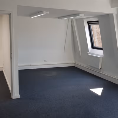 31 Stamford Street, Greater Manchester Image 6