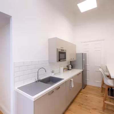 1 Barnfield Crescent, Exeter Image 9