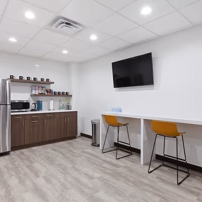 1 Old County Road, Long Island Image 8