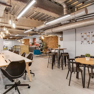 72 Paris Street, Devon Image 4