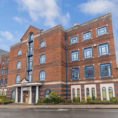 72 Paris Street, Devon Image 7