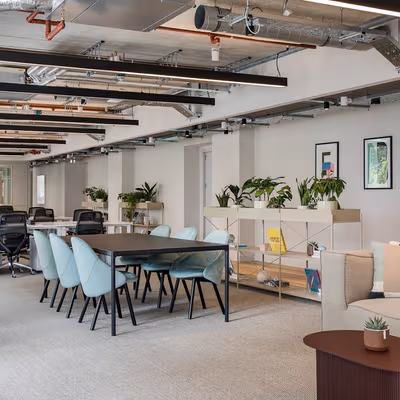 251 Southwark Bridge Road, London Image 3