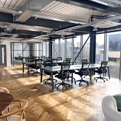 25 Settles Street, Greater London Image 1